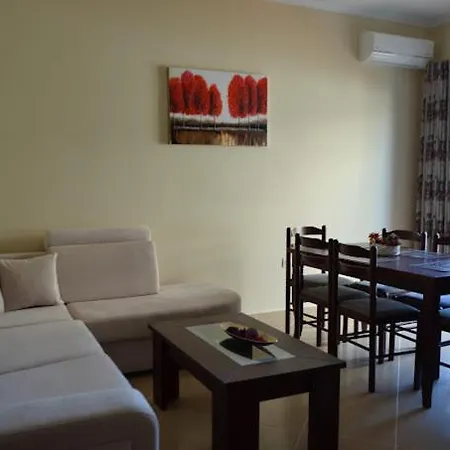 Rios Apartman *