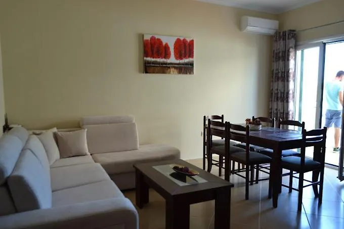 Rios Apartman *